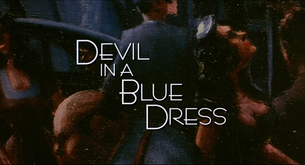 Le diable en robe bleue - générique